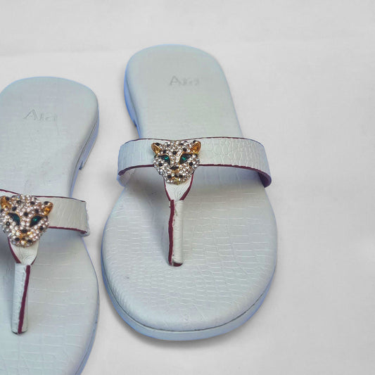 Choti Sherni in Ice White