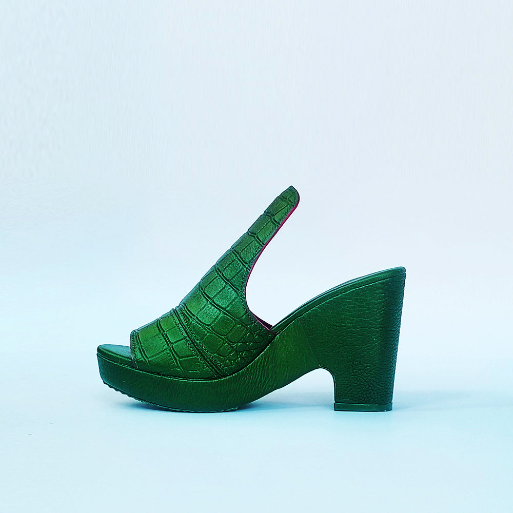 Green Iconic Wedge