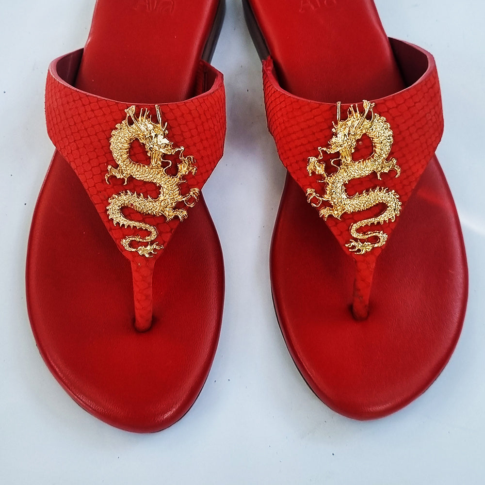 Sisu the Dragon - Blood Red