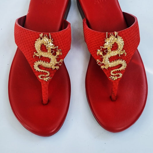 Sisu the Dragon - Blood Red