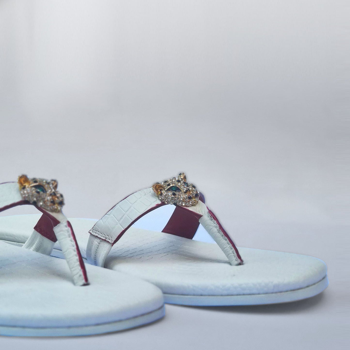 Choti Sherni in Ice White